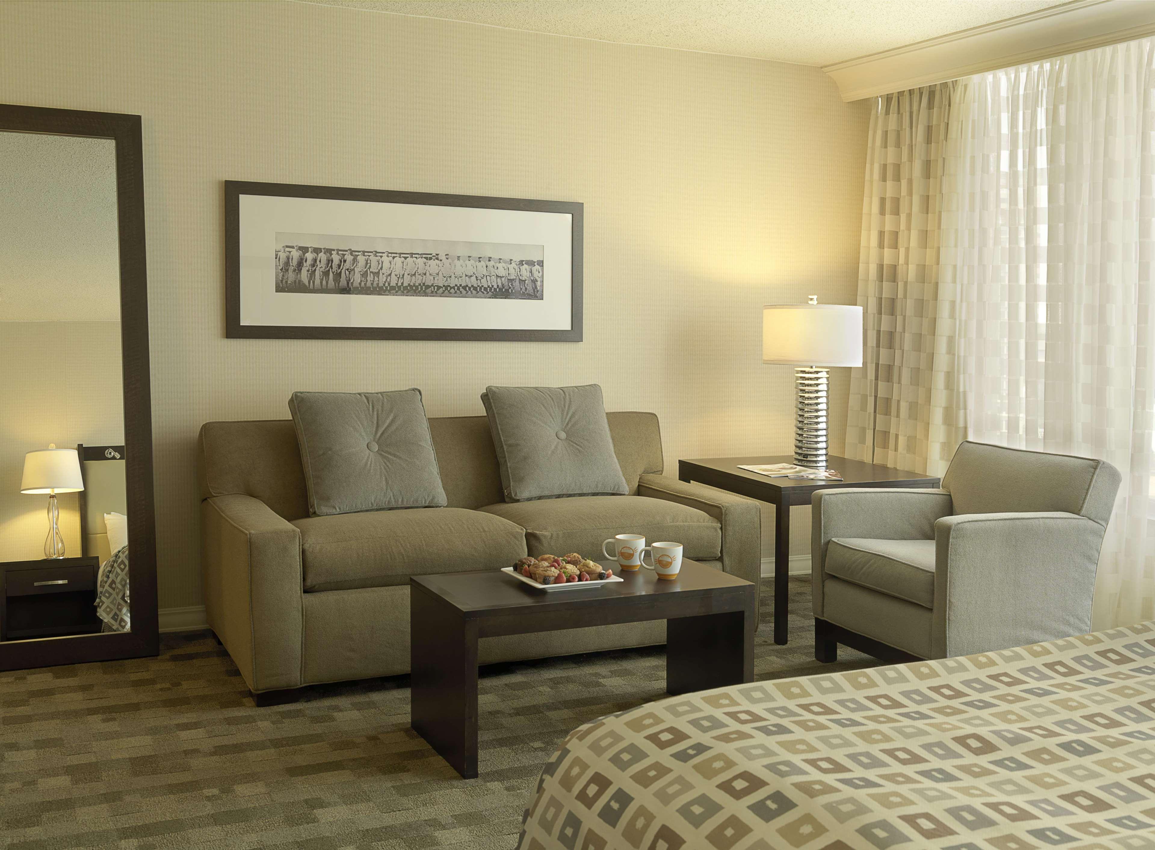 Hilton At The Ballpark Hotel 4*