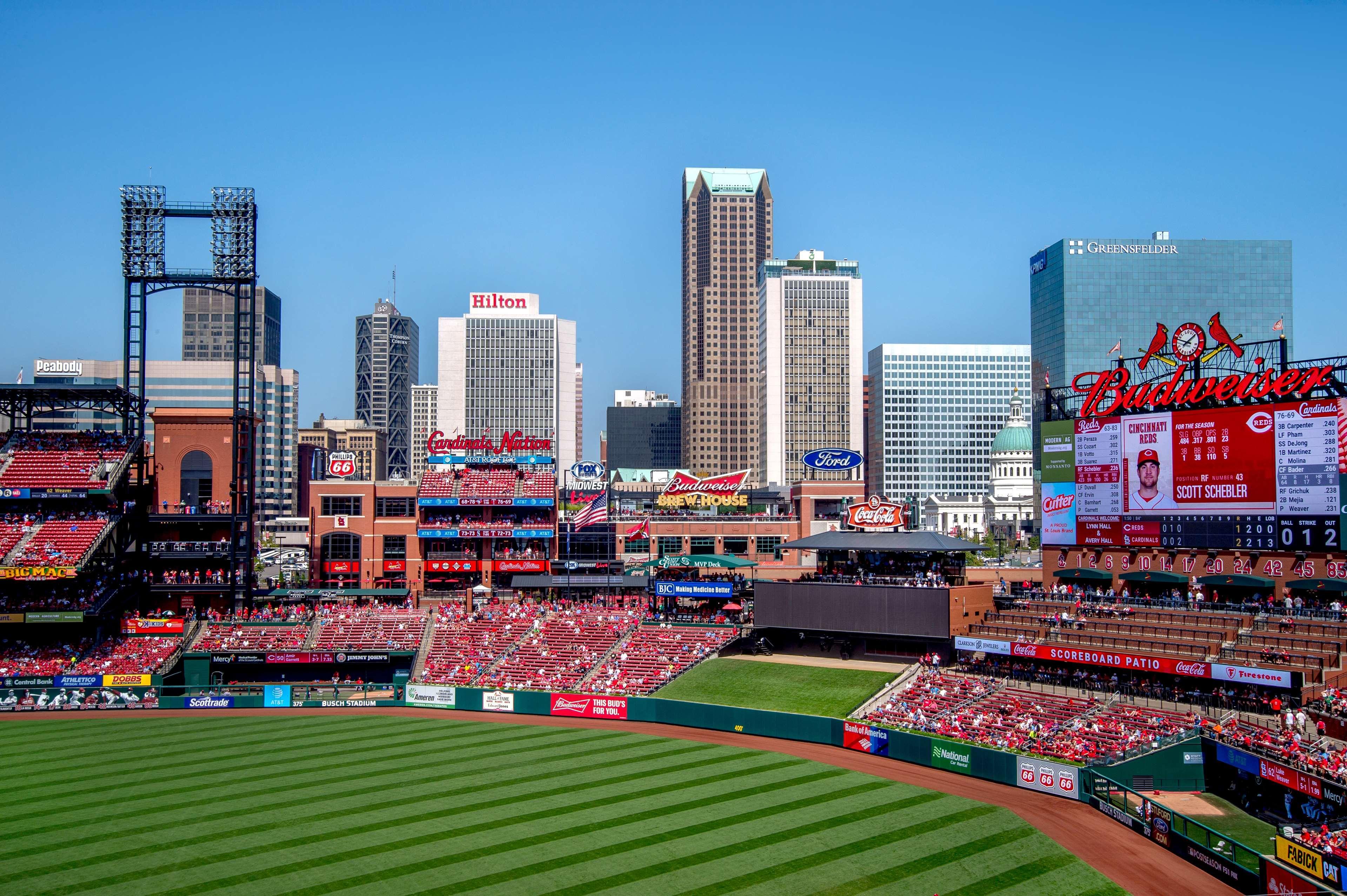 Hotel Hilton At The Ballpark 4*