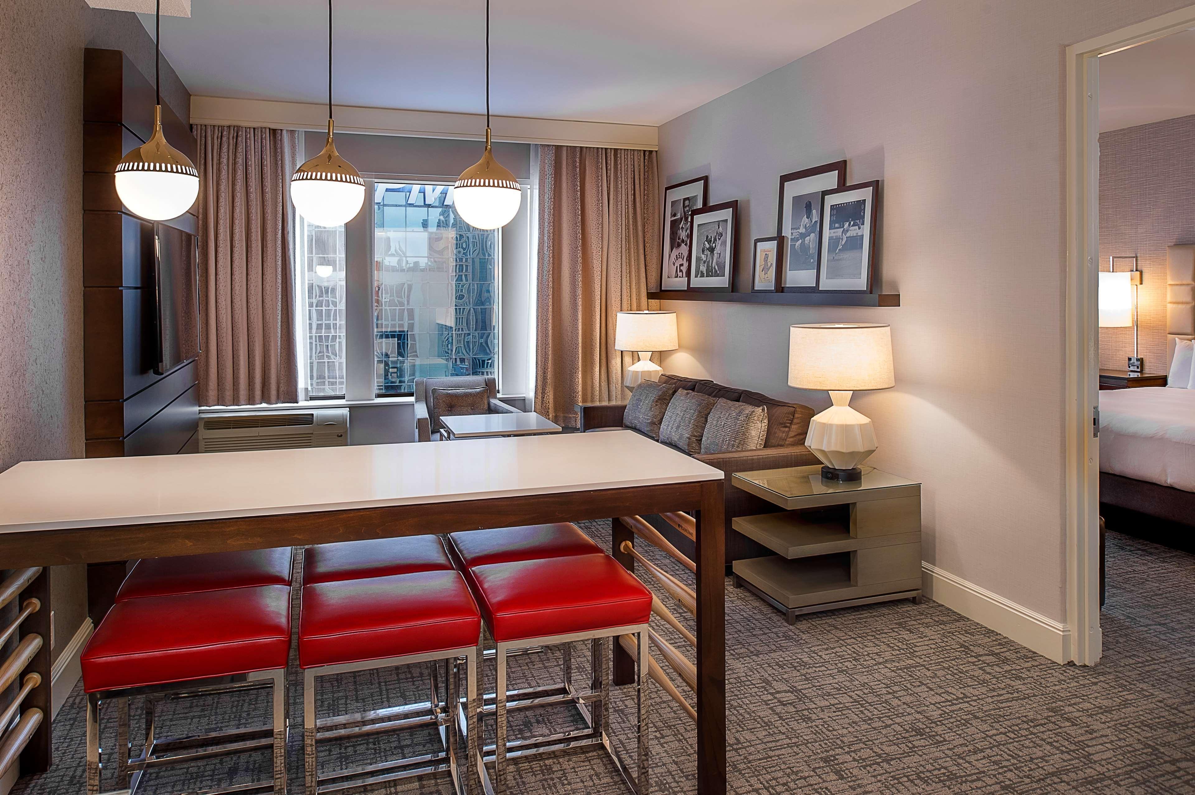 Hilton At The Ballpark 4*