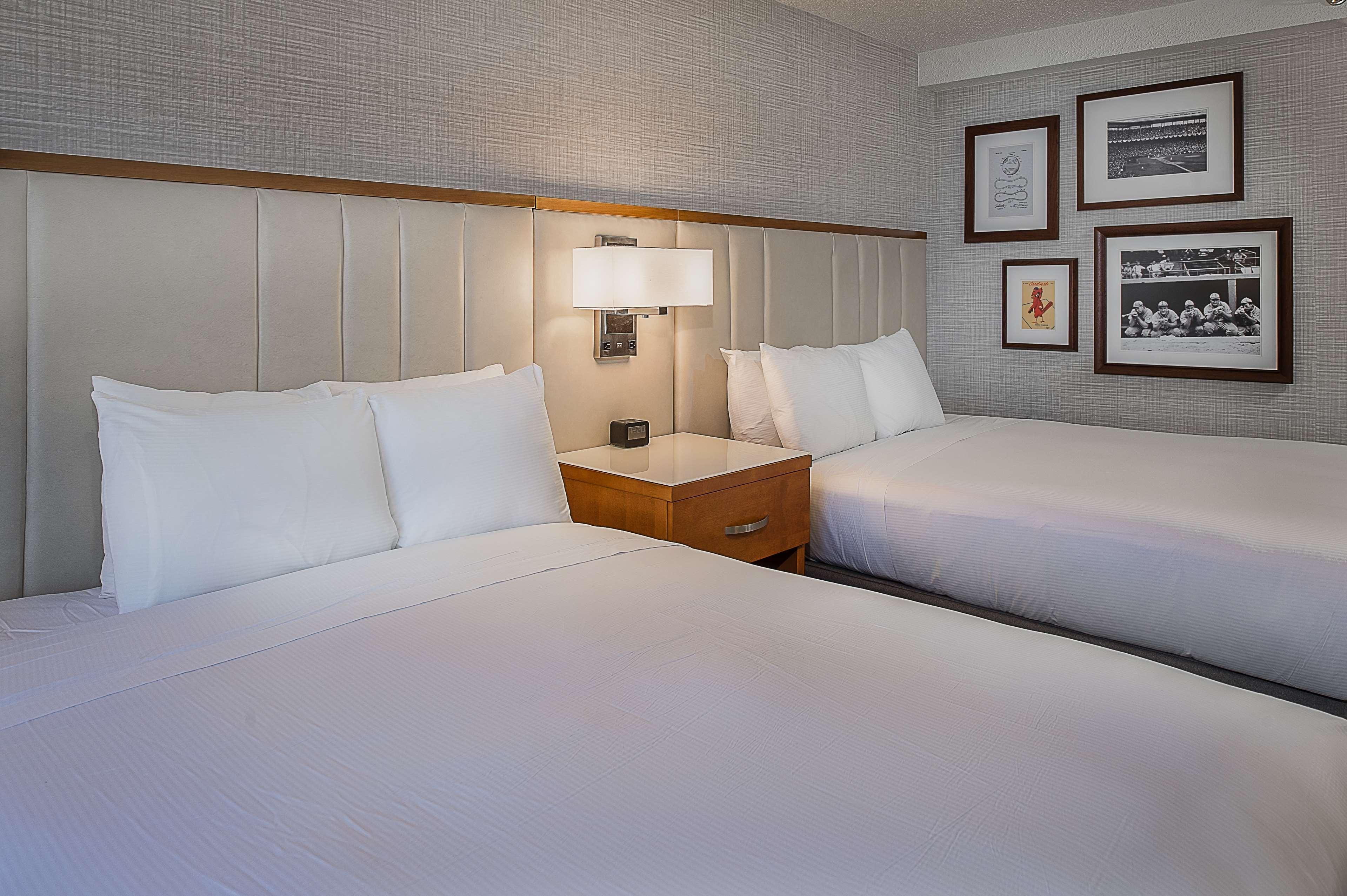 Hilton At The Ballpark Hotel 4*