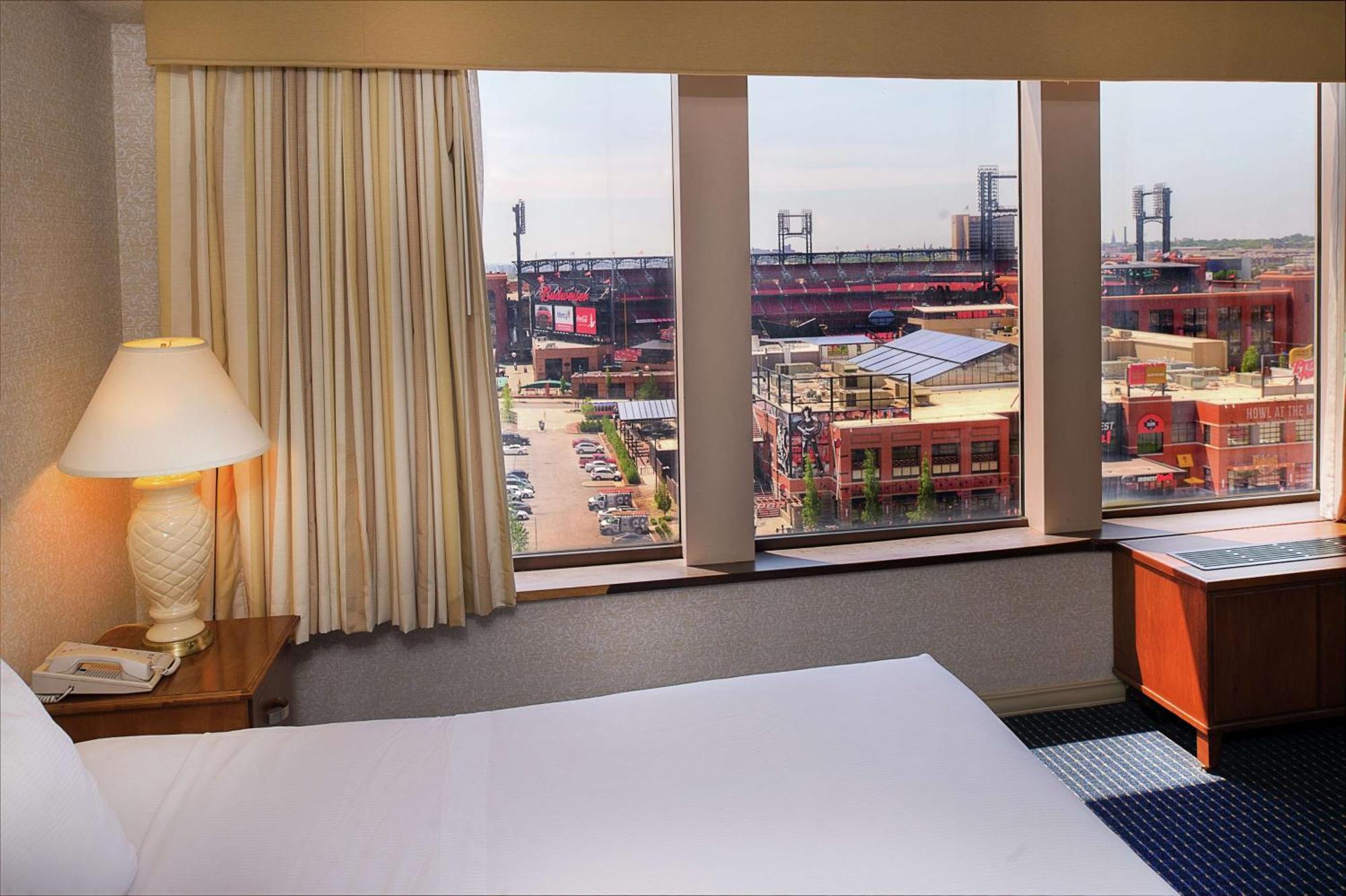 Hilton At The Ballpark
