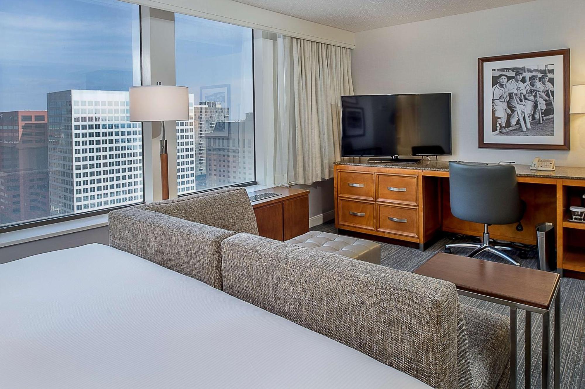 Hilton At The Ballpark Hotel